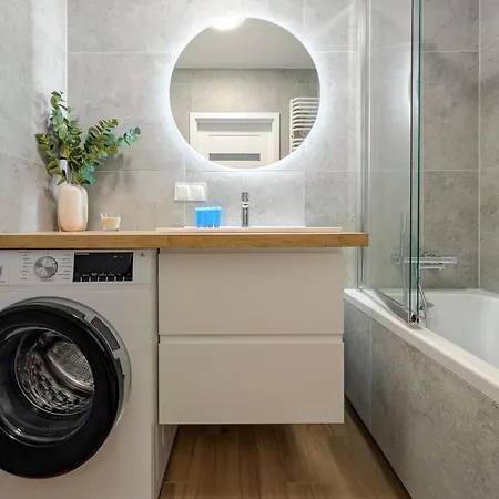 Apartmán Artemskiej Comfort By Bookinghost