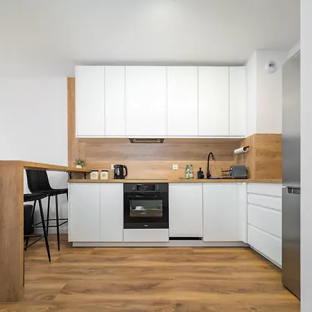 Artemskiej Comfort By Bookinghost